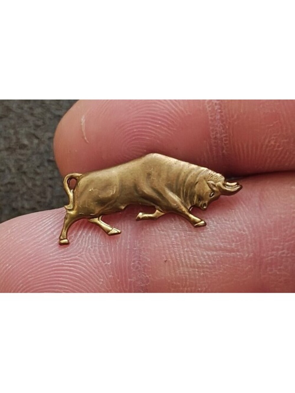 1950s/60s Gold Tone Charging Bull Figural Pin